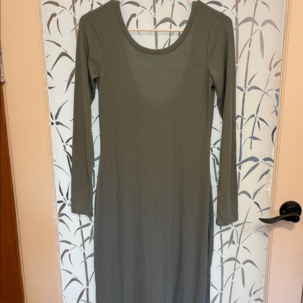 NWT CHASER MIDI DRESS